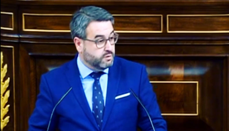 Javier Merino "La red y los servicios de registro civil sigan implantados en los municipios"